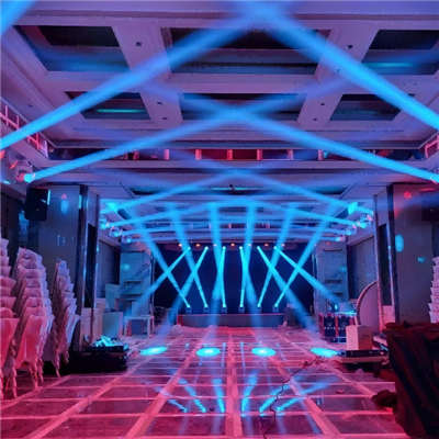 Barva osvětlení jeviště